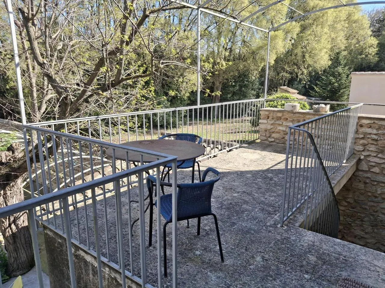 Appartement Les Acacias - Campagne Avec Piscine Commune Eyragues 0*,  France
