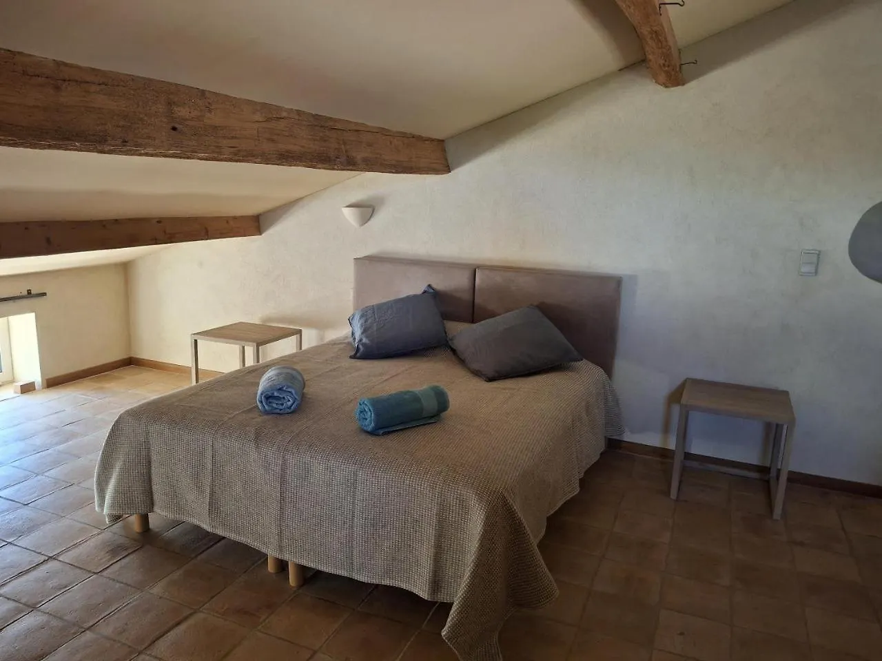 Appartement Les Acacias - Campagne Avec Piscine Commune Eyragues 0*,  France
