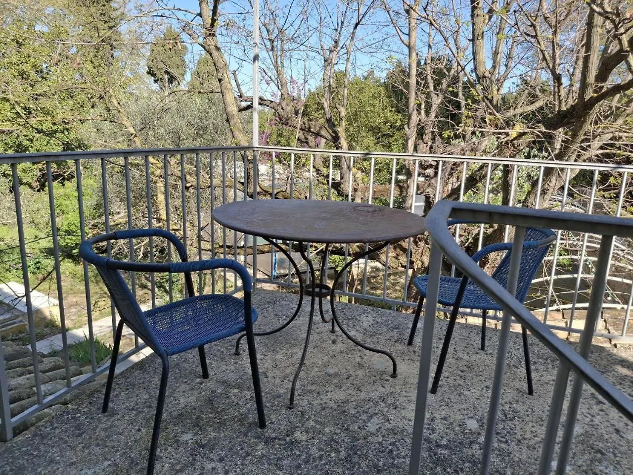 Appartement Les Acacias - Campagne Avec Piscine Commune Eyragues Apartment