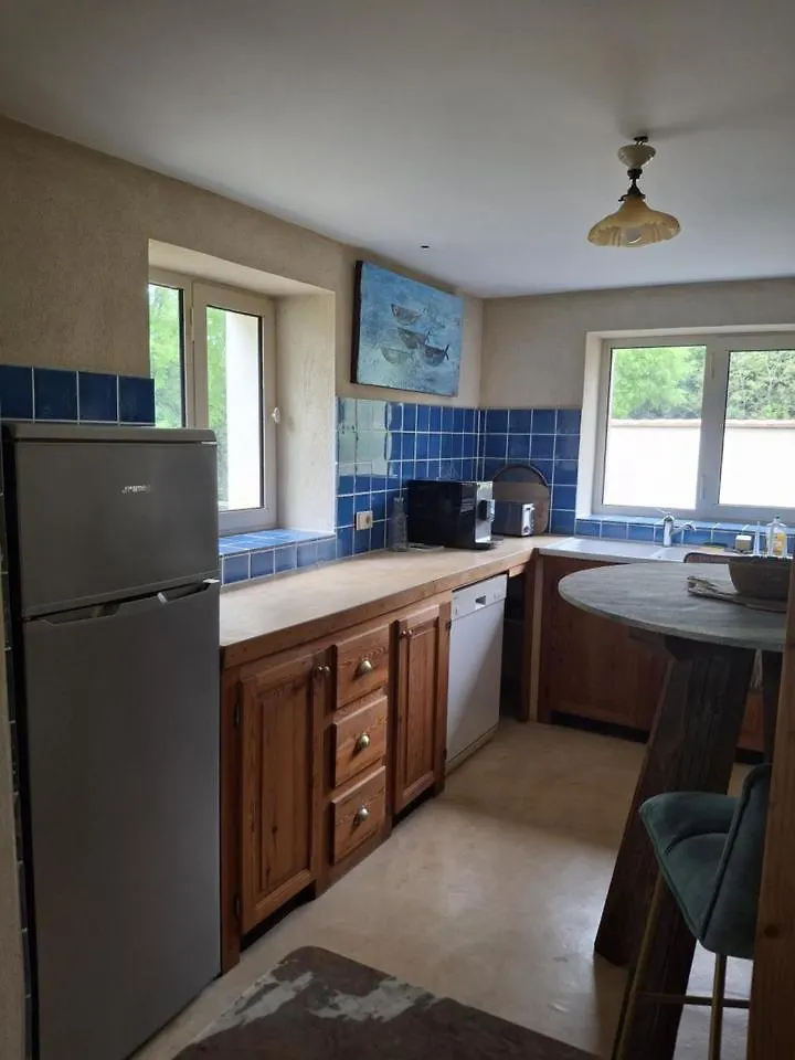 Appartement Les Acacias - Campagne Avec Piscine Commune Eyragues France