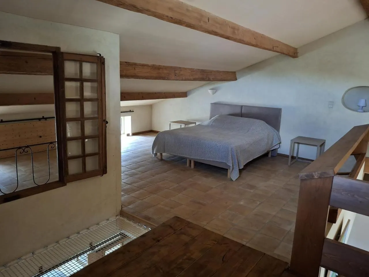 Appartement Les Acacias - Campagne Avec Piscine Commune Eyragues Apartment