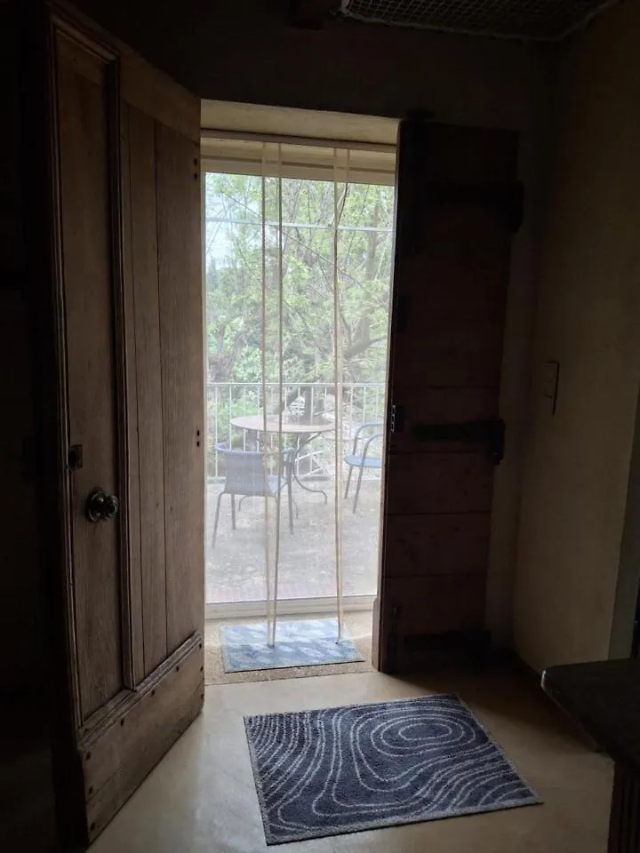Apartment Appartement Les Acacias - Campagne Avec Piscine Commune Eyragues